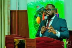 Dr. Peter Boamah Otokunor joined CropLife Ghana at it's Annual General Meeting for CEOs